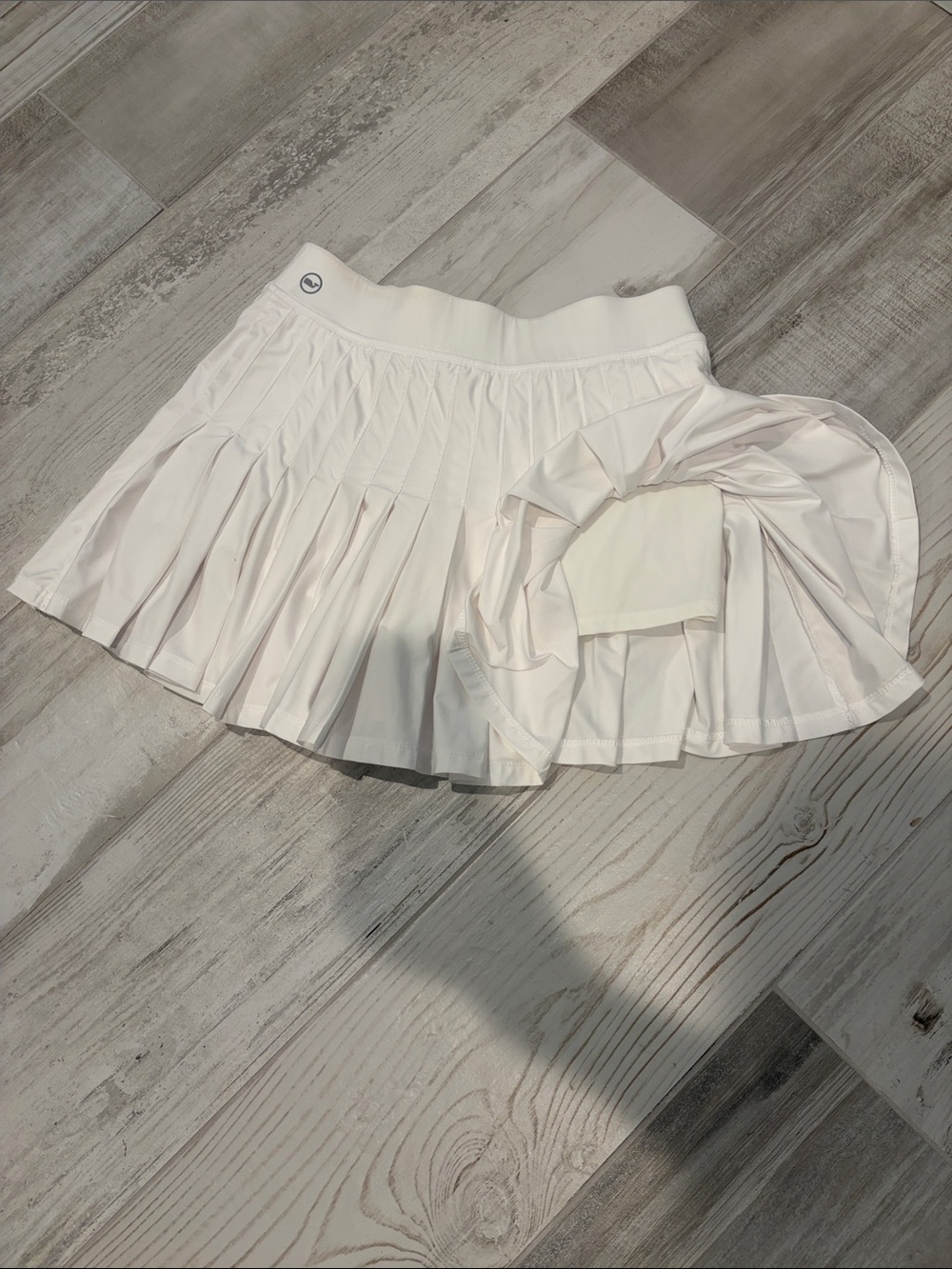 Vineyard Vines White Pleated Tennis Skirt with Built-In Shorts